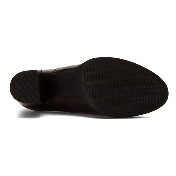 Shop CLARKS Womens Tarah Victoria Leather Round Toe Classic Shop CLARKS Womens Tarah Victoria Leather Round Toe Classic
