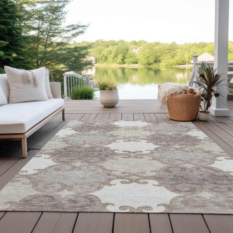 Machine Washable Indoor/ Outdoor Chantille Scroll Rug - Taupe - 8' x 10'