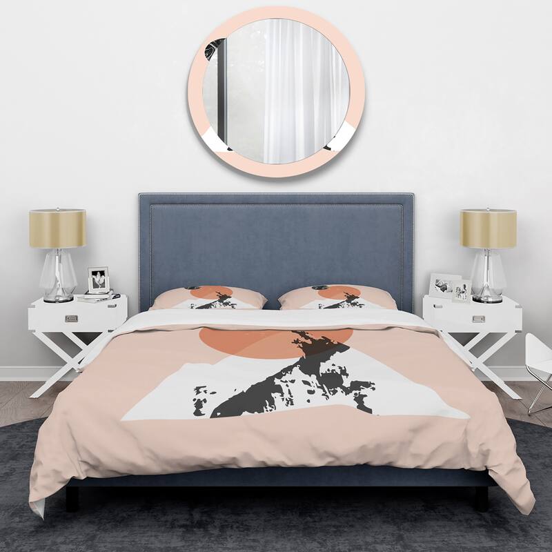 Designart 'Modern Minimalist Mountain Sun and Moon' Modern Duvet Cover Set