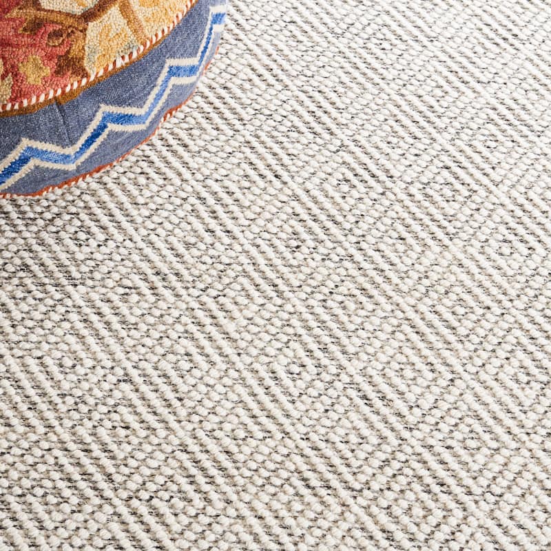 SAFAVIEH Handmade Natura Palmerina Wool Area Rug