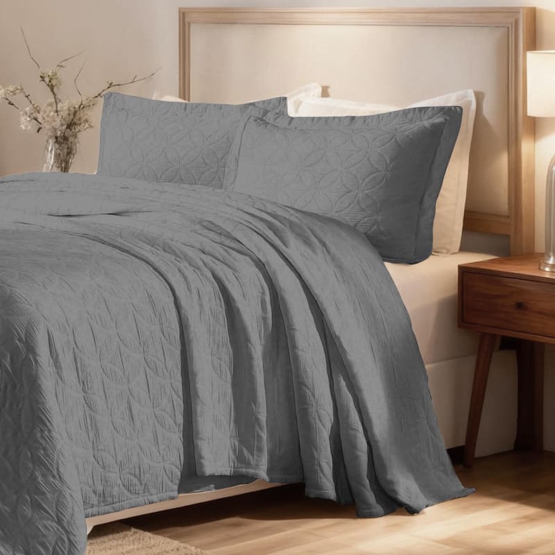 Blue Nile Mills Celtic Circle 100% Cotton Matelasse 3-Piece Bedspread Set