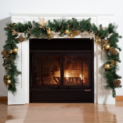 Artificial Versatile Green Christmas Garland with 30 Pine Needles