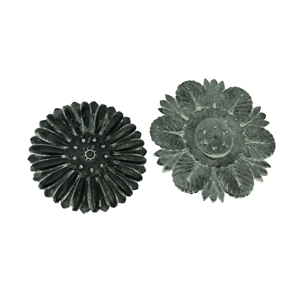 Distressed Embossed Tin Flower Decorative Wall Plaque Set Of 2
