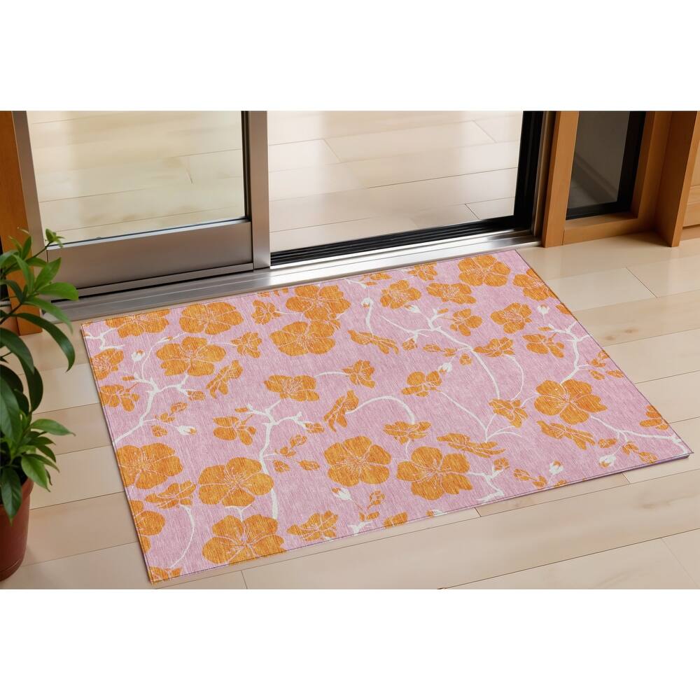 HomeRoots Floral Transitional Rectangle Outdoor Rug