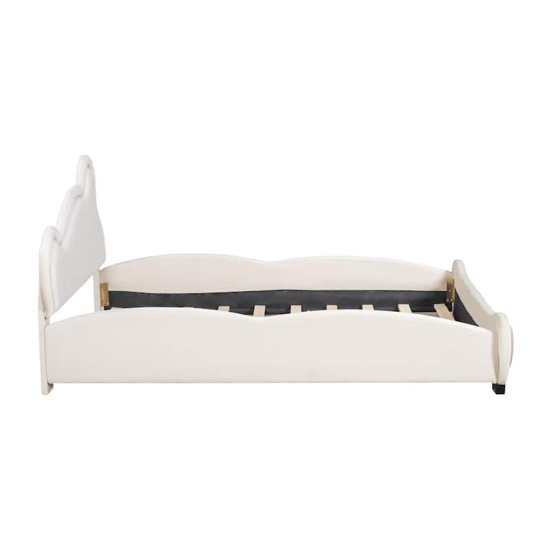 Adorable Bear-Shaped Full Platform Bed with Storage and Velvet Finish