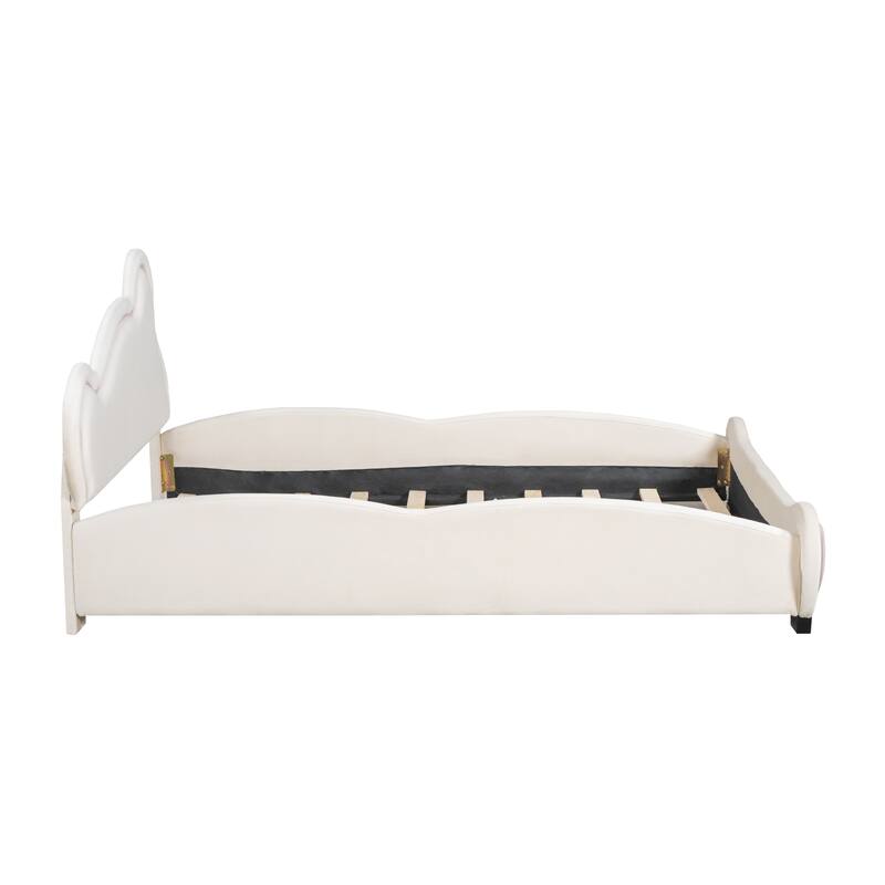 Full Size Velvet Bed with Bear-Shaped Headboard and Storage Pockets - Cozy, Fun, and Practical for Children's Bedrooms