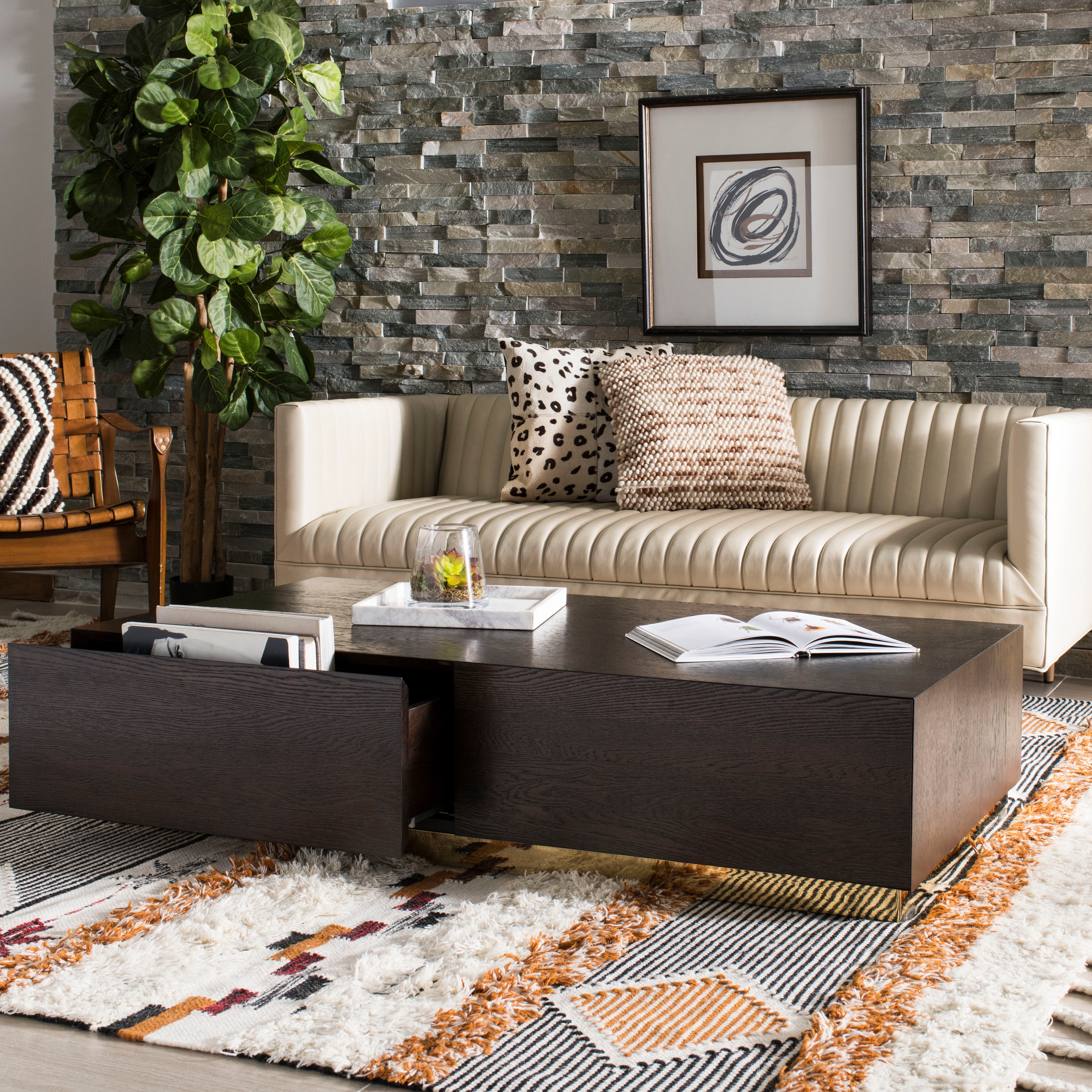 SAFAVIEH Hand-knotted Kenya Shanti Wool Tassel Rug