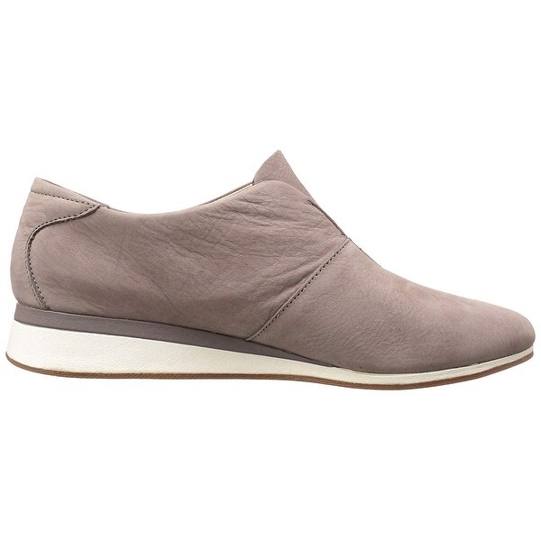 hush puppies evaro slip on oxford