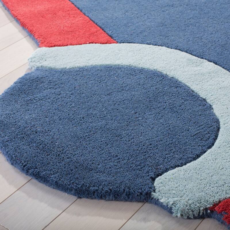 Martha Stewart by SAFAVIEH Truck Wool Rug