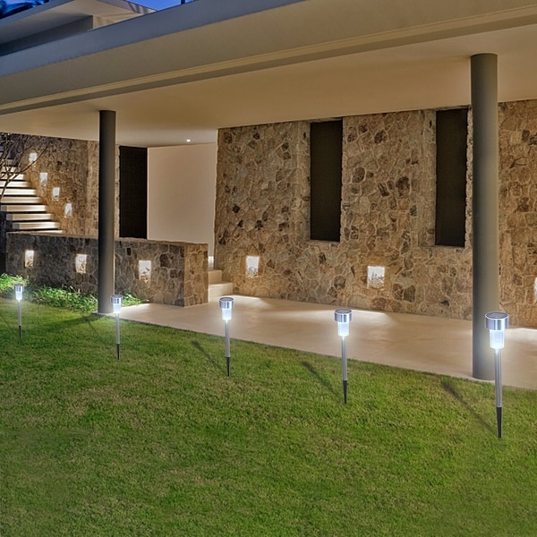 10pcs 5W High Brightness Solar Power LED Lawn Lamps with Lampshades. Opens flyout.