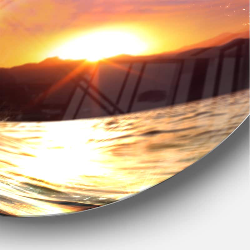 Designart 'Colored Ocean Waves Falling Down VIII' Modern Seashore Round Circle Metal Wall Decor Panel