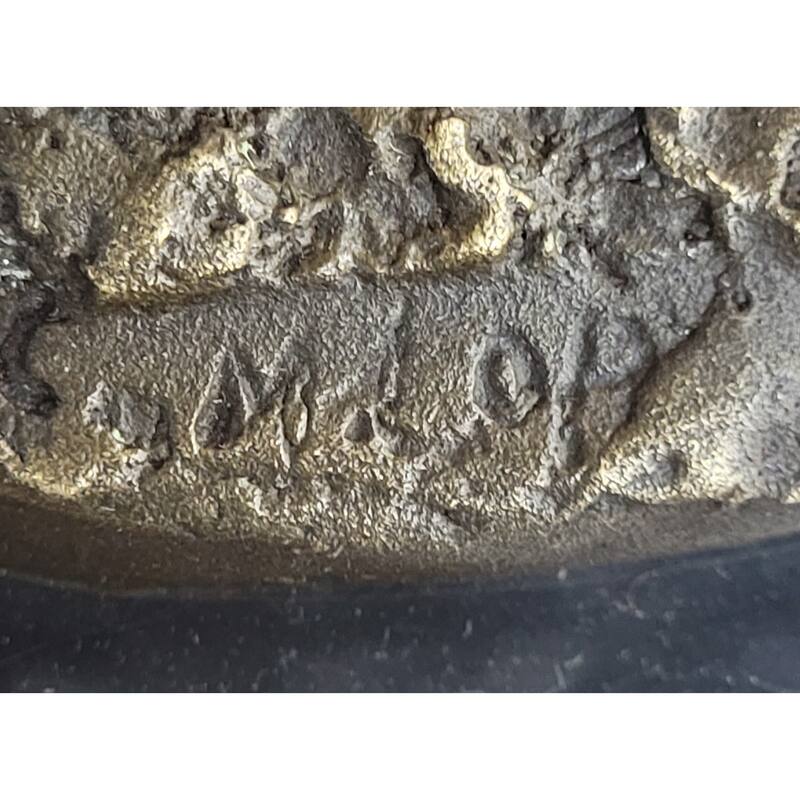 Howling Wolves Bronze Sculpture – Striking Dual Imitative Wolf Heads On Marble Base