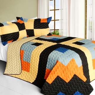 3PC Vermicelli-Quilted Patchwork Quilt Set (Full/Queen Size) - Bed Bath ...