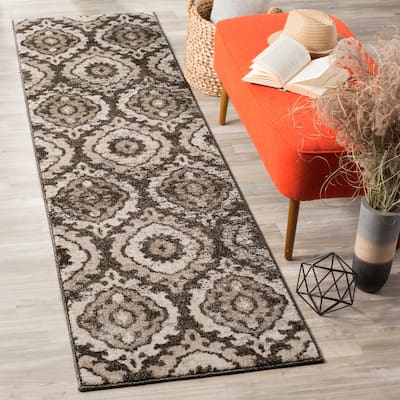 SAFAVIEH Tunisia Blodwin Southwestern Rug