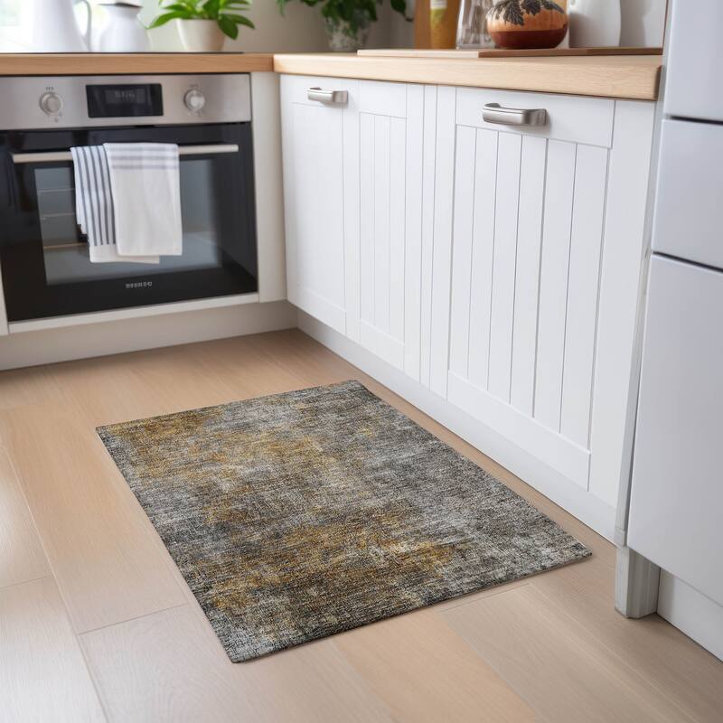 Machine Washable Indoor/ Outdoor Chantille Watercolor Ombre Rug - Gray - 1'8" x 2'6"