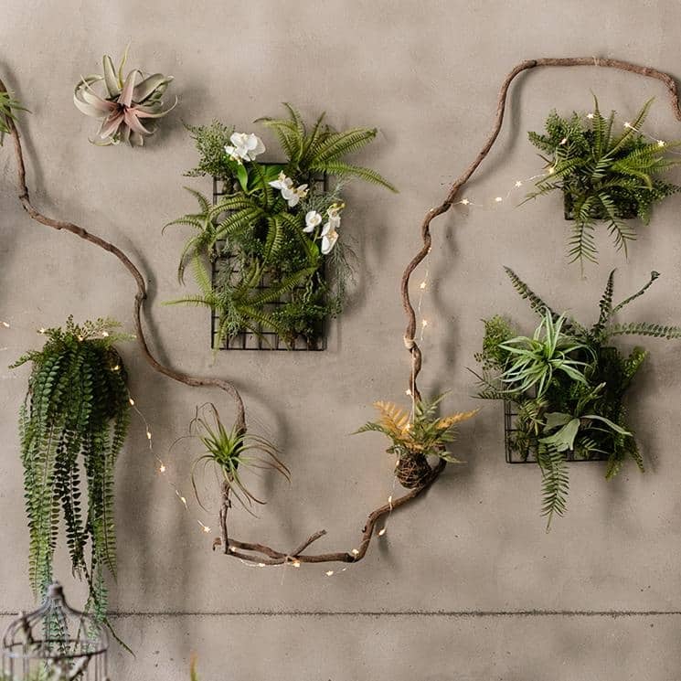 RusticReach Artificial Plant Metal Frame Wall Décor
