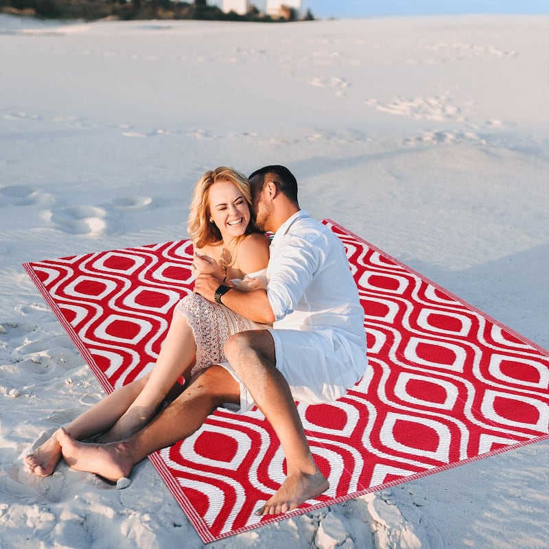 Playa Rug Outdoor Recycled Reversible Plastic Folded Mat/Rug Venice Collection Lightweight & Weather, Water and UV Resistant