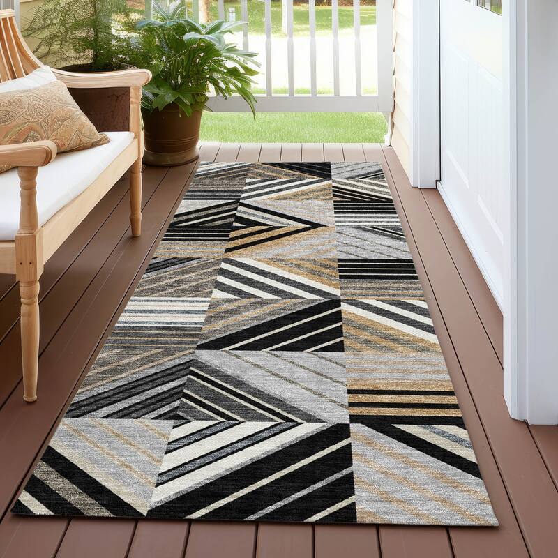 Machine Washable Indoor/ Outdoor Geo Mosaic Chantille Rug - Black - 2'3" x 7'6"