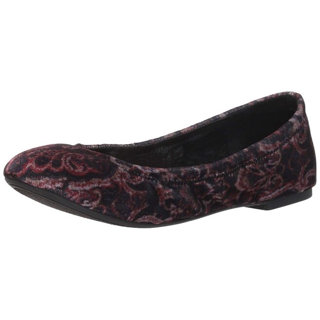lucky brand white flats