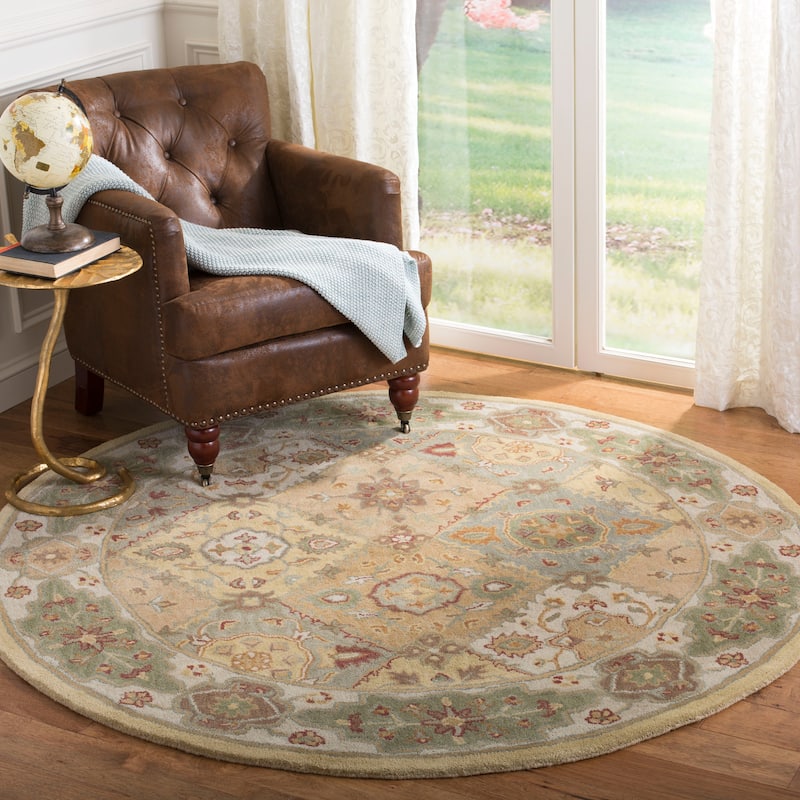 SAFAVIEH Handmade Heritage Maren Traditional Oriental Wool Rug - 6' Round - Burgundy - Round