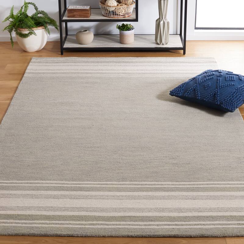 SAFAVIEH Handmade Metro Hedije Stripe Wool Rug - 6' x 9' - Sage/Ivory
