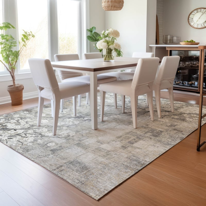 Machine Washable Indoor/ Outdoor Modern Floral Chantille Rug