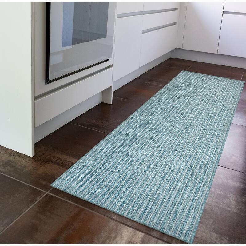 Liora Manne Carmel Textured Striped Indoor/ Outdoor Area Rug