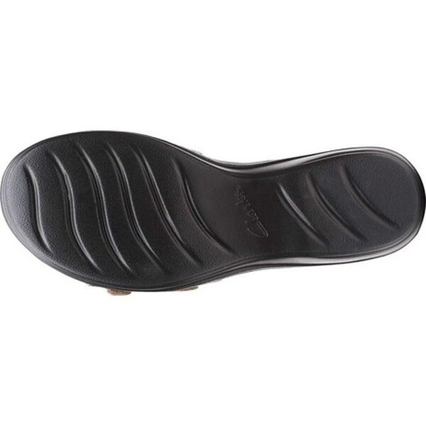 clarks adjustable strap shoes