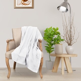 Luxurious 100-percent Cotton Metro Blanket