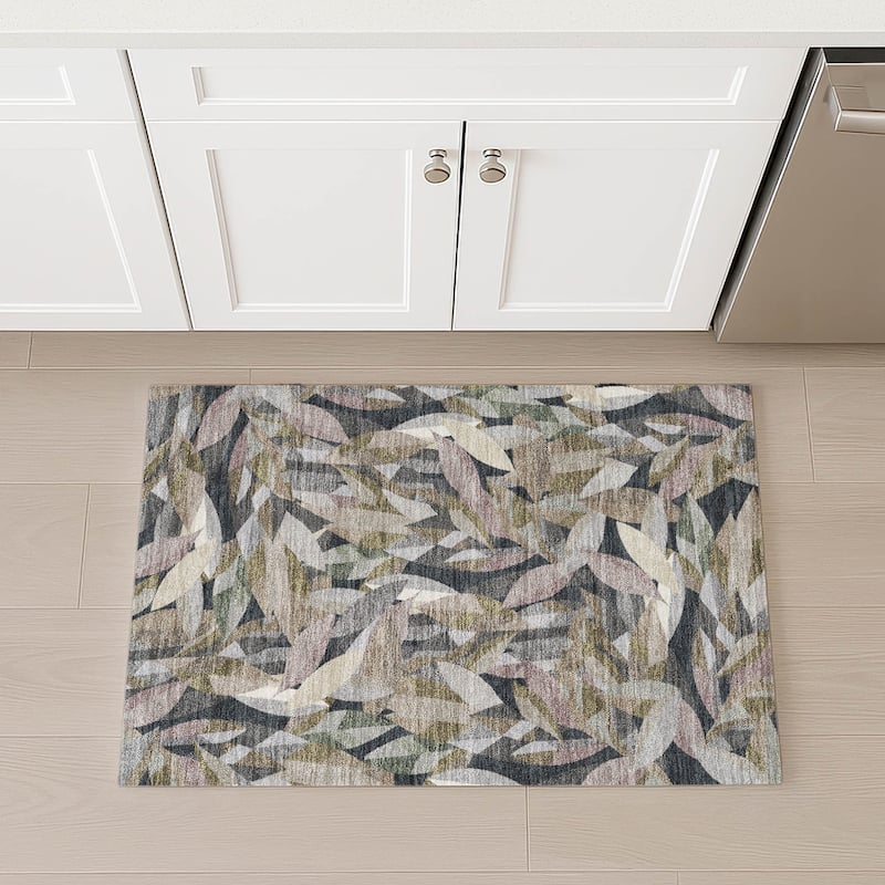 Machine Washable Indoor/ Outdoor Modern Floral Chantille Rug