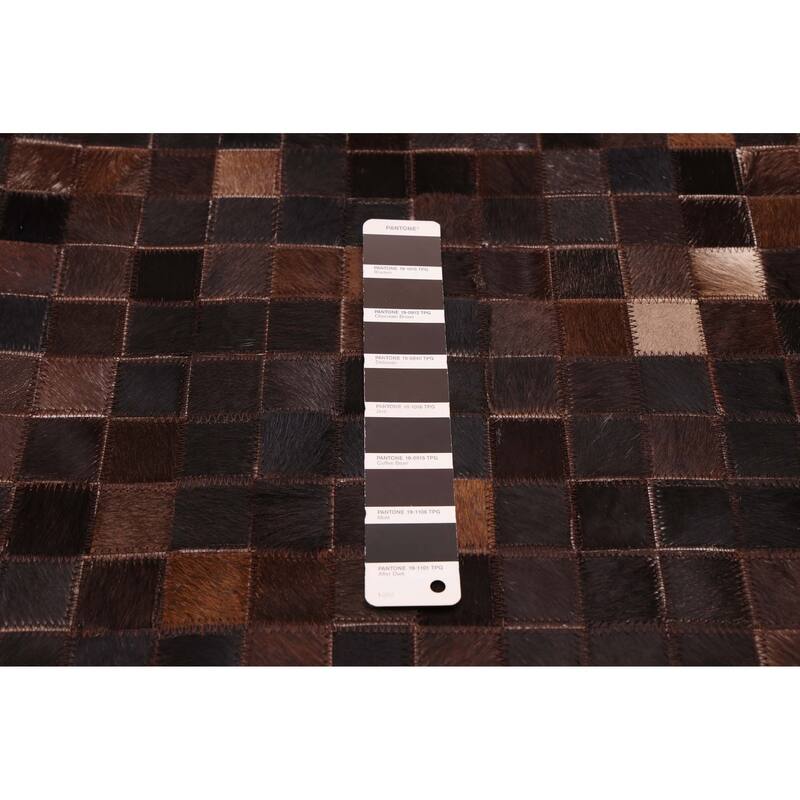 ECARPETGALLERY Handmade Cowhide Patchwork Dark Brown Leather Rug - 4'1 x 6'0