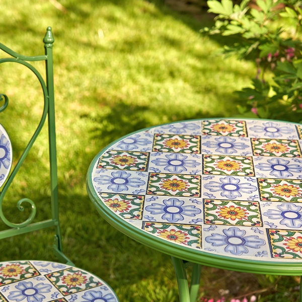 Mosaic tile bistro table and chairs outlet