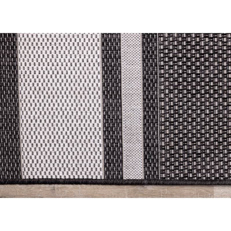 Jackson Collection - Grey/ Black Striped Indoor/Outdoor Rug