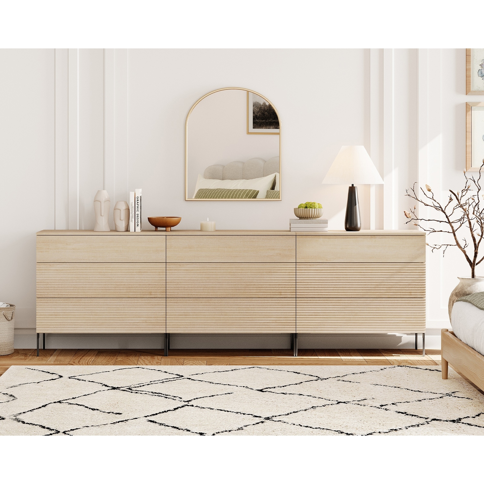 Modern Wood 3-Drawer Dresser With Reeded Design, Minimalist Dresser Organizer Storage