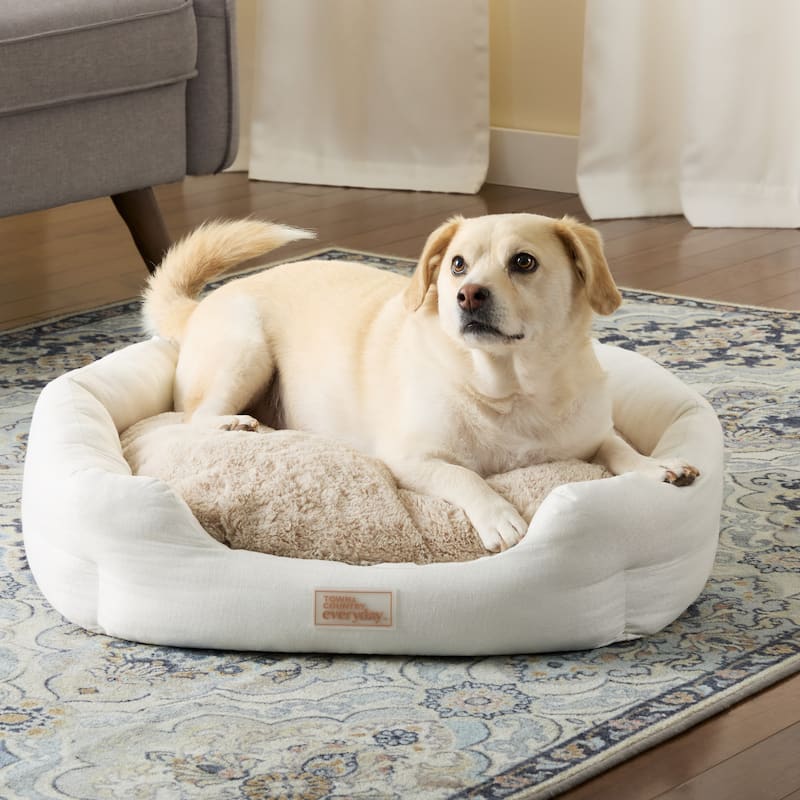 TOWN & COUNTRY EVERYDAY CuddleTown Faux Linen Comfy Cozy Cuddler Pet Bed