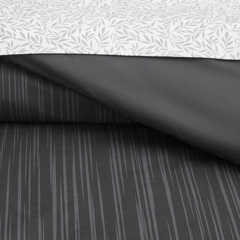 Nine West Lena Comforter Set 8-Piece Bed in a Bag