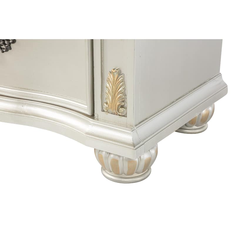 Lyon 3-Drawer 33 in. W Nightstand