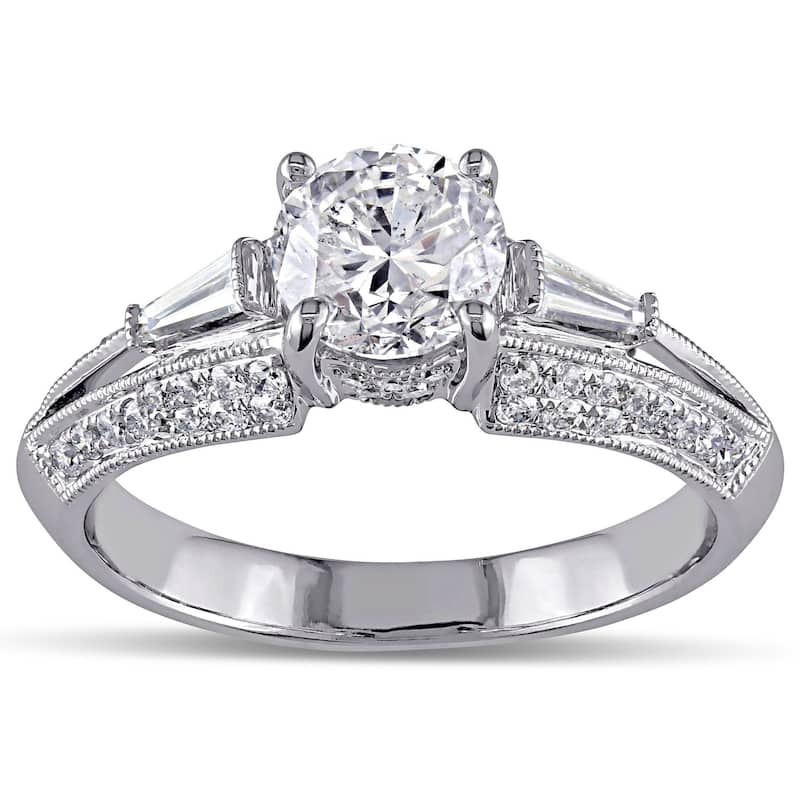 Miadora Signature Collection 14k White Gold 1 1/2ct TDW Taper Baguette Diamond Ring