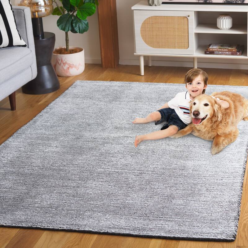 SAFAVIEH Handmade Mirage Oddveig Modern & Contemporary Viscose Rug