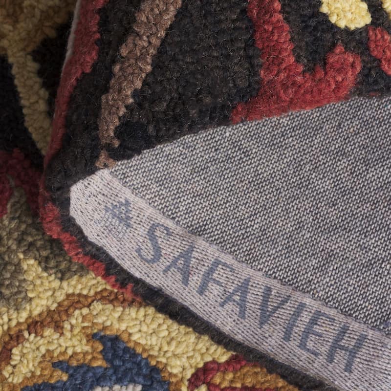 SAFAVIEH, Handmade Marietje Blossom French Country Wool Area Rug
