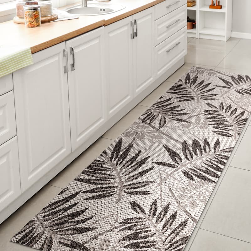 JONATHAN Y Bahamas Tropical Palm Leaf Indoor/Outdoor Area Rug