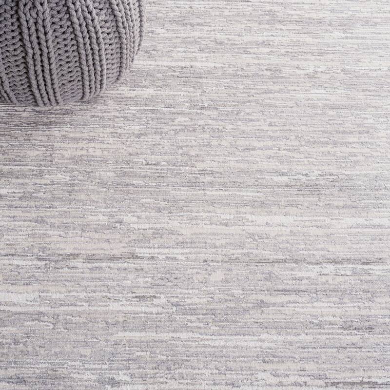 SAFAVIEH Diamond Einfrid Modern Abstract Fringe Rug