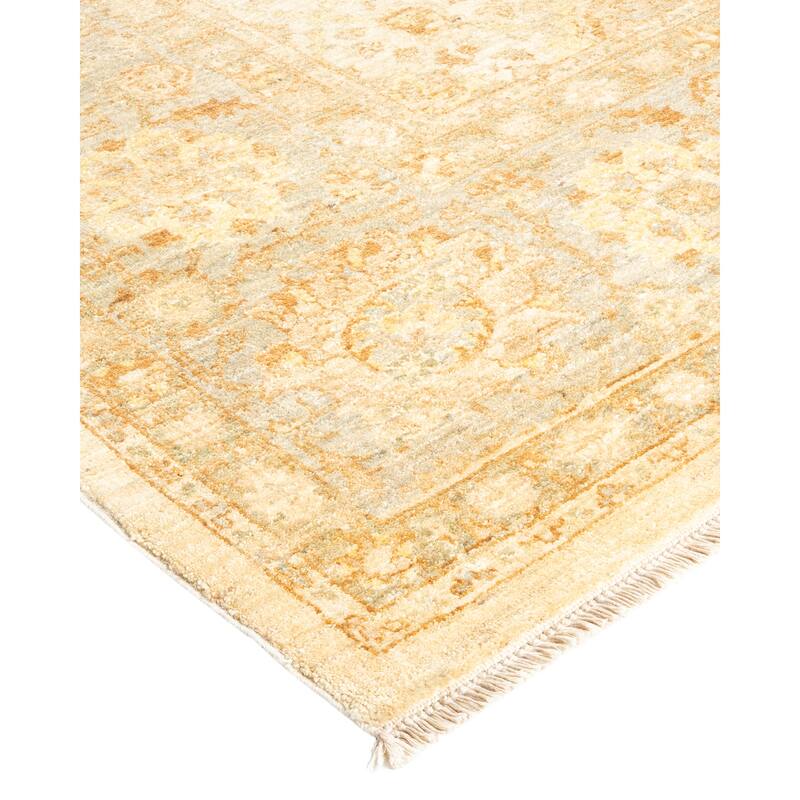 Overton Hand Knotted Wool Vintage Inspired Modern Contemporary Eclectic Ivory Area Rug - 8 x 10