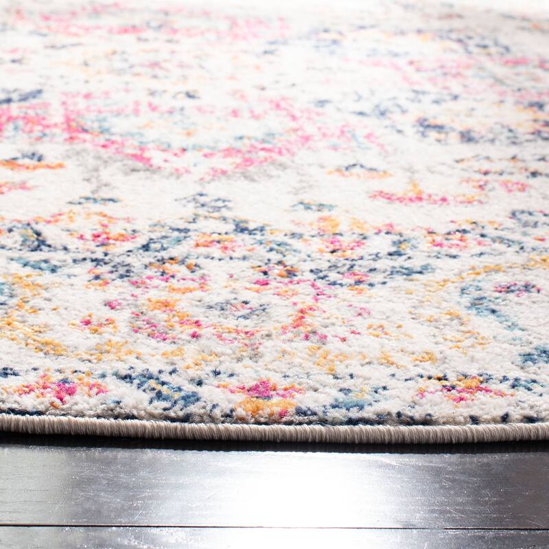 SAFAVIEH Madison Snowflake Medallion Rustic Farmhouse Distressed Rug