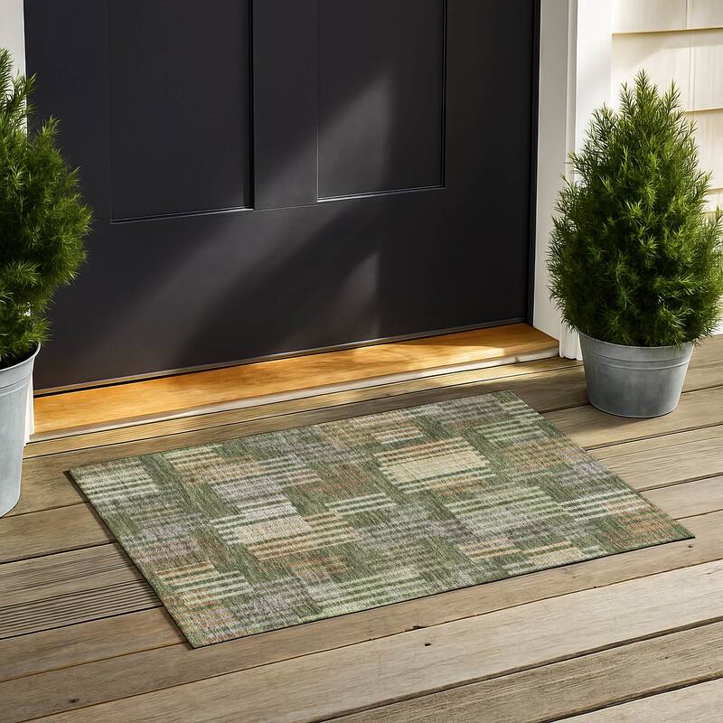 Machine Washable Indoor/ Outdoor Modern Pines Chantille Rug - Olive - 1'8" x 2'6"