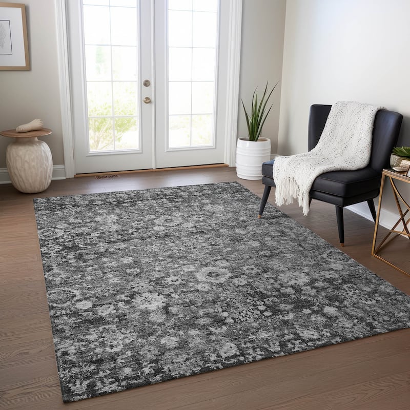 Machine Washable Indoor/ Outdoor Chantille Traditional Vintage Floral Rug - Gray - 8' x 10'