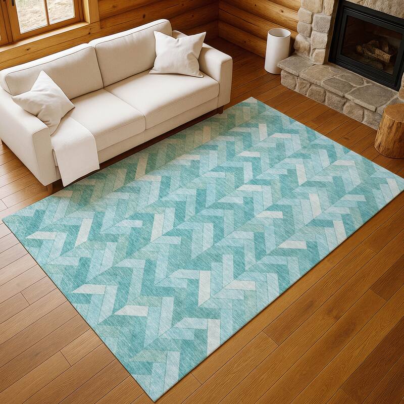 Machine Washable Indoor/ Outdoor Modern Chevron Chantille Rug