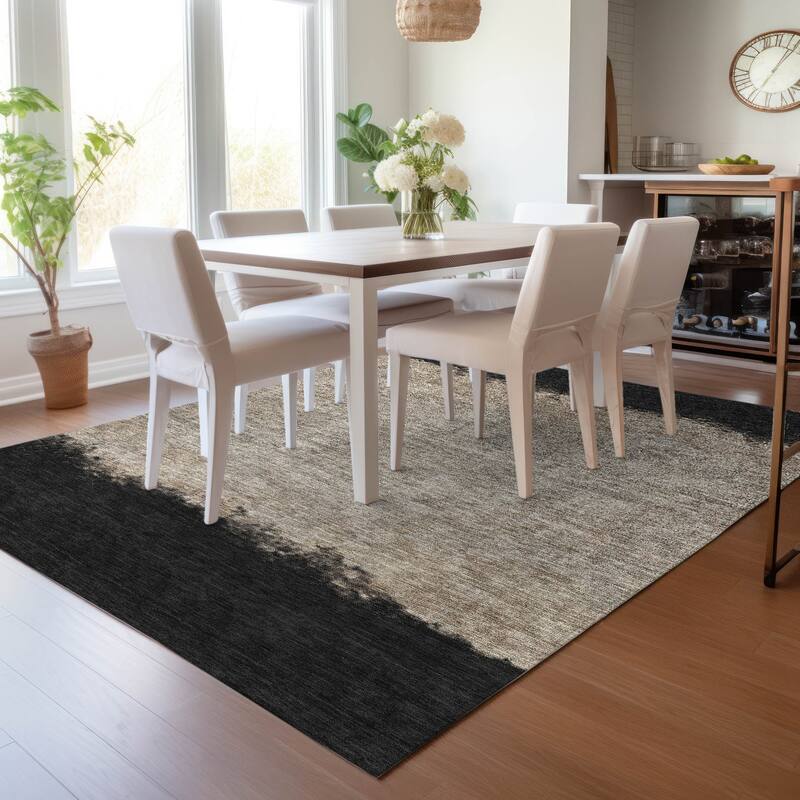 Machine Washable Indoor/Outdoor Border Ombre Chantille Rug