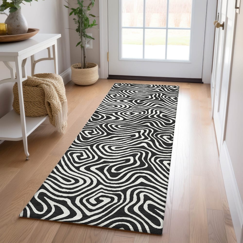 Machine Washable Indoor/ Outdoor Modern Trance Chantille Rug