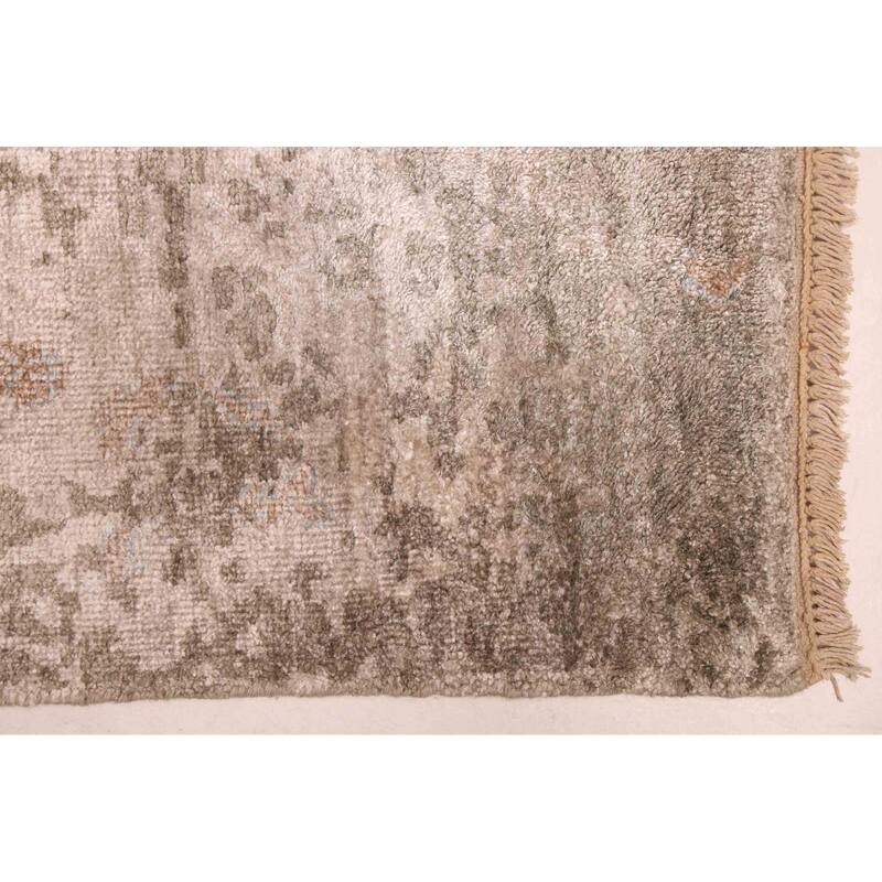 ECARPETGALLERY Hand-knotted Legacy Beige Silk Rug - 6'4 x 9'8